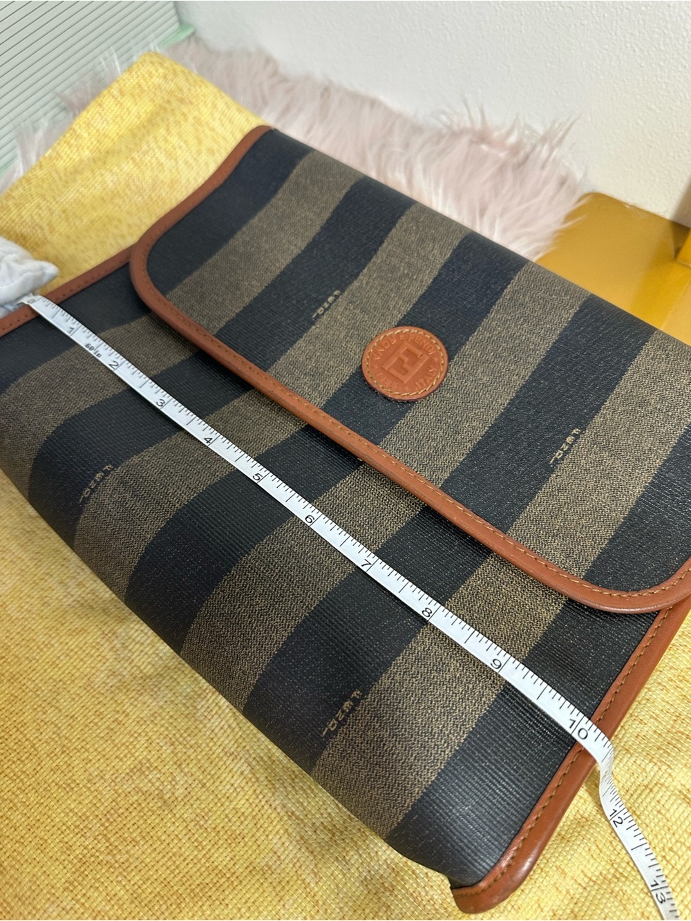Vintage FENDI crossbody bag - Picture 14 of 15